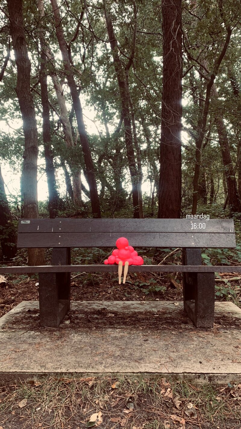 Broze wolk (zelfportret), h 35 x b 27 x d 20 cm